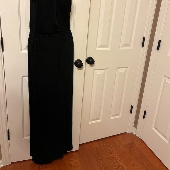 Stunning Tahari black sleeveless maxi dress S/P - Picture 3 of 10